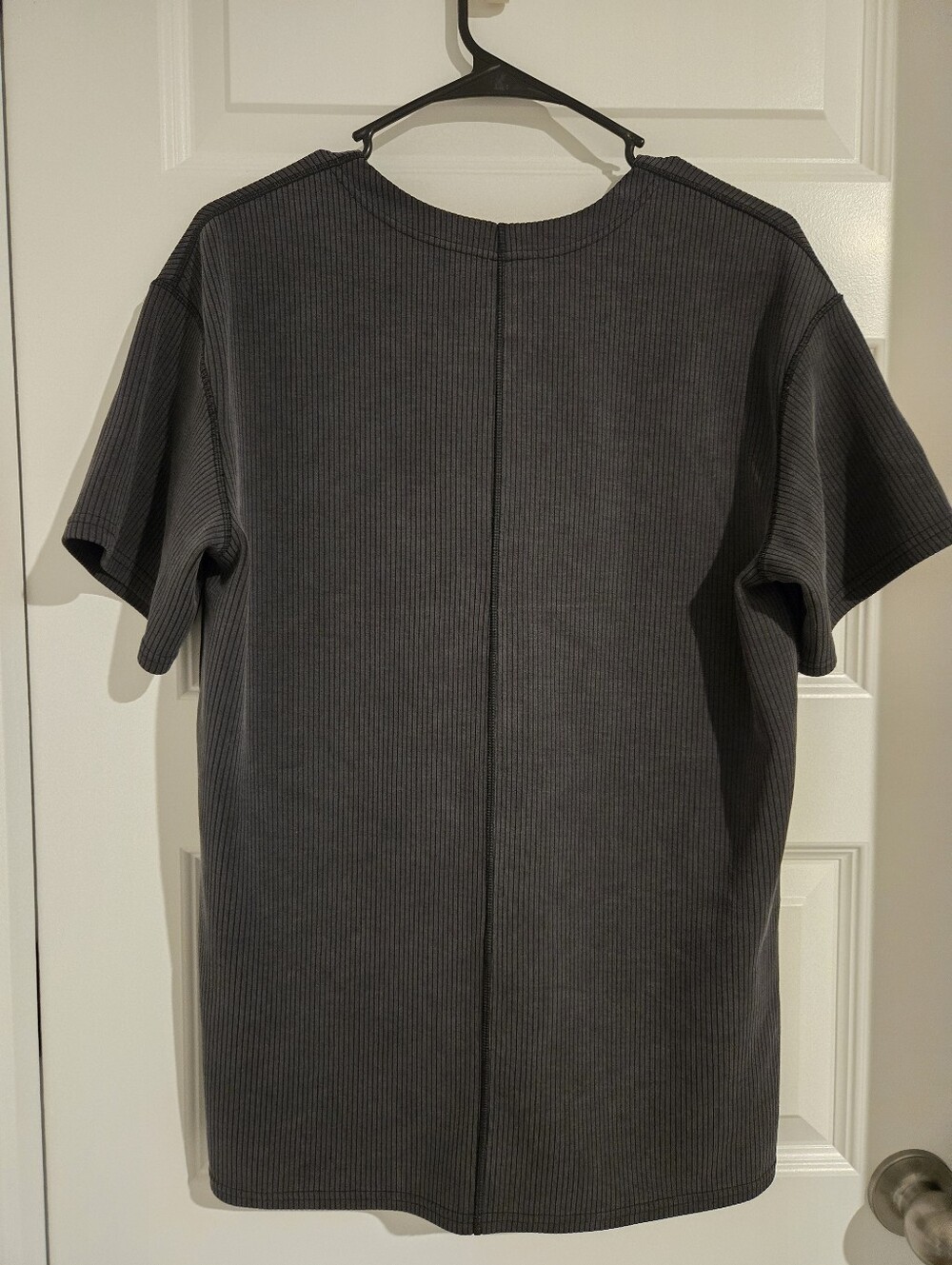 Lululemon Ribbed Softstreme Relaxed-Fit T-Shirt. Like new - Picture 3 of 6